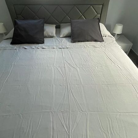 빌렘스타트 Whitehouse Boulevard, Close To Mambo Beach And City Centre 아파트 외부 사진