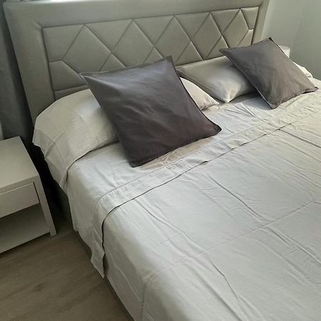 빌렘스타트 Whitehouse Boulevard, Close To Mambo Beach And City Centre 아파트 외부 사진