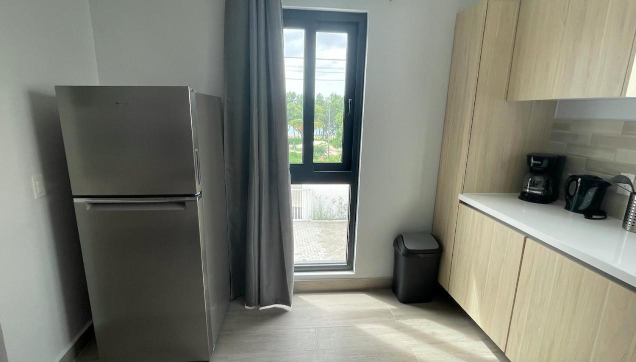빌렘스타트 Whitehouse Boulevard, Close To Mambo Beach And City Centre 아파트 외부 사진