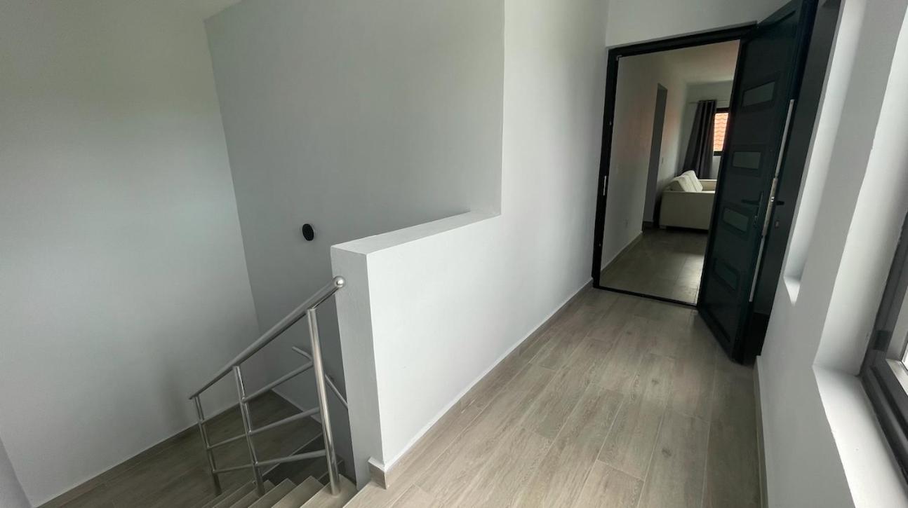 빌렘스타트 Whitehouse Boulevard, Close To Mambo Beach And City Centre 아파트 외부 사진