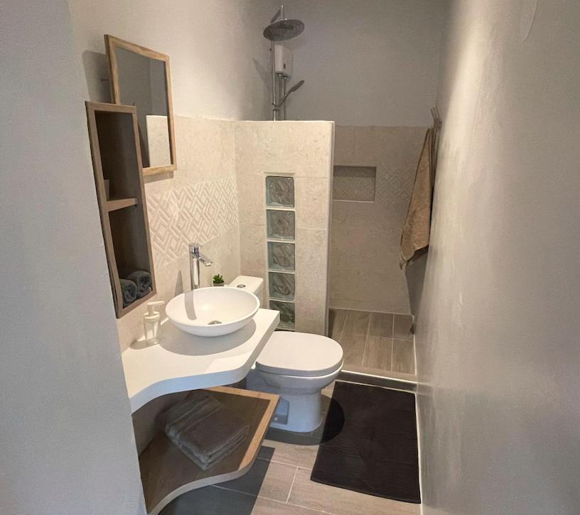 빌렘스타트 Whitehouse Boulevard, Close To Mambo Beach And City Centre 아파트 외부 사진